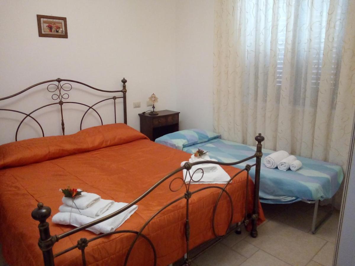 アルベロベッロ Trulli Dell'Aia Bed & Breakfast エクステリア 写真