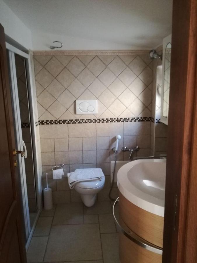 アルベロベッロ Trulli Dell'Aia Bed & Breakfast エクステリア 写真